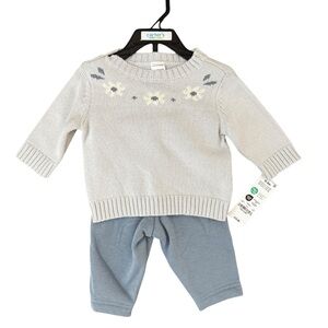 Carter's Baby Girl 2 Piece Sweater/Pants Set NWT 0-3 Months